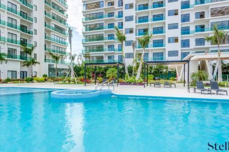 New Complex Style With Amenities Near Downtown 7min Сasa de vacaciones