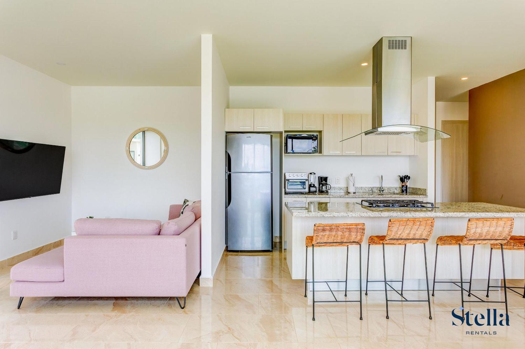 Сasa de vacaciones New Complex Style With Amenities Near Downtown 7min