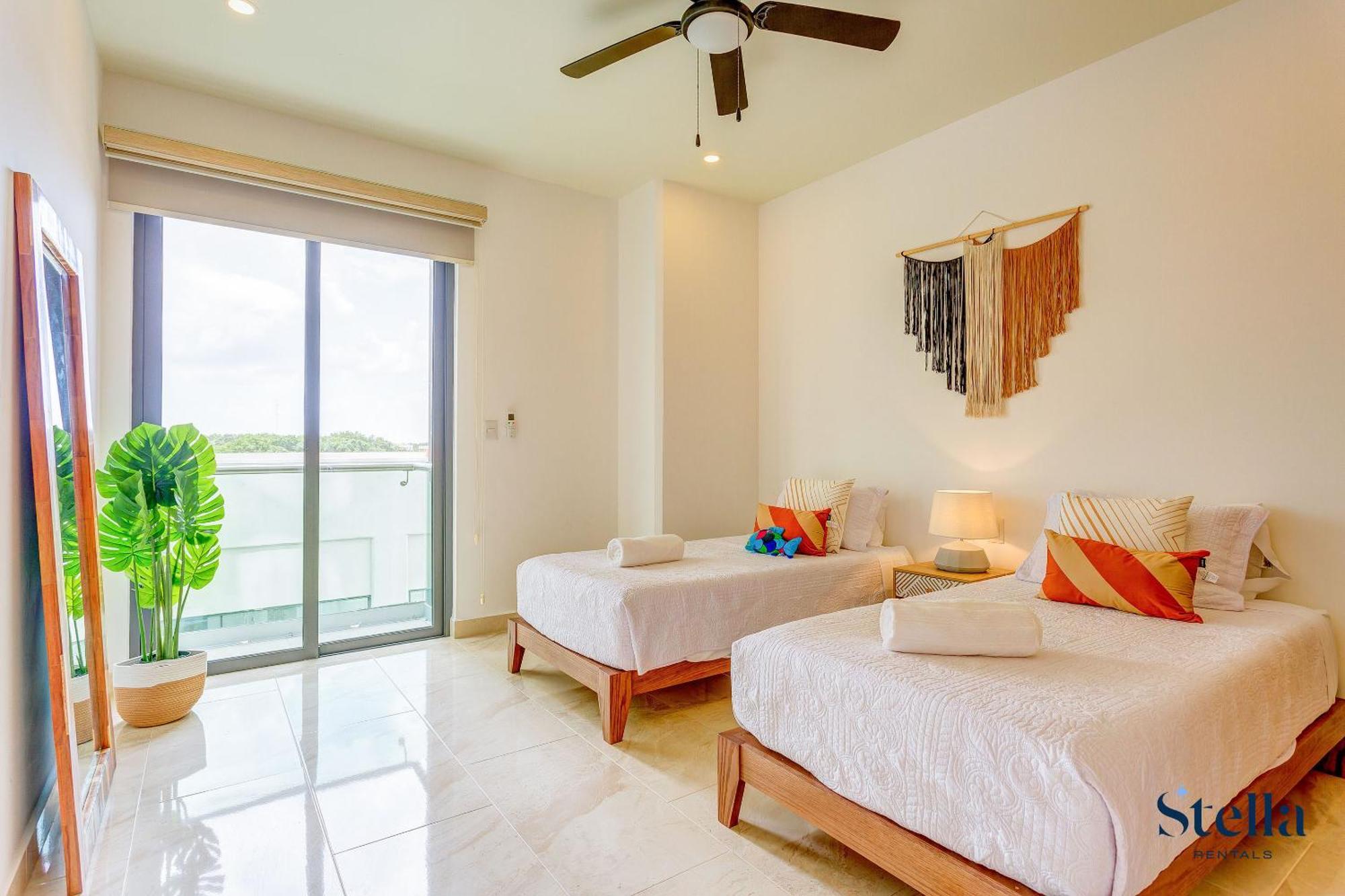 New Complex Style With Amenities Near Downtown 7min